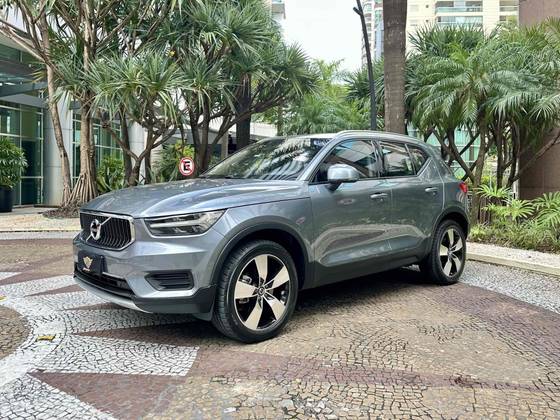 VOLVO XC40 2.0 T5 GASOLINA MOMENTUM AWD GEARTRONIC